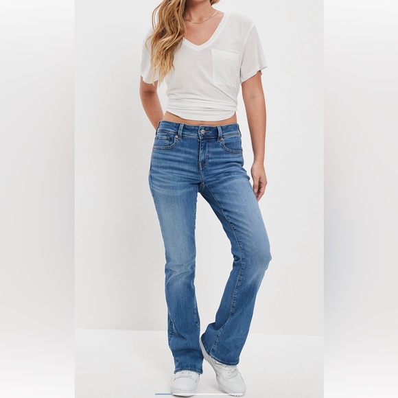 American eagle low rise kick boot cut jean - Picture 2 of 7